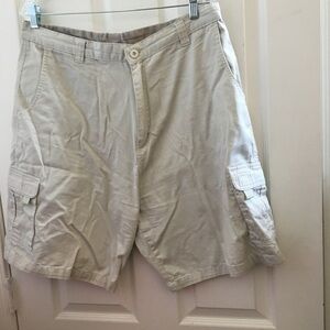 FINAL MARKDOWN Men’s Burnside Cargo Shorts (38)